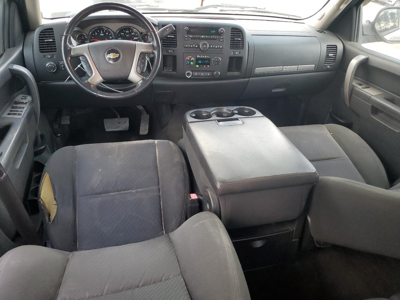 CHEVROLET SILVERADO C1500 LT