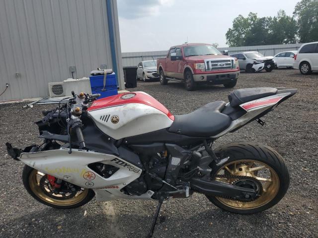 2022 YAMAHA YZFR7 JYARM38Y4NA000894