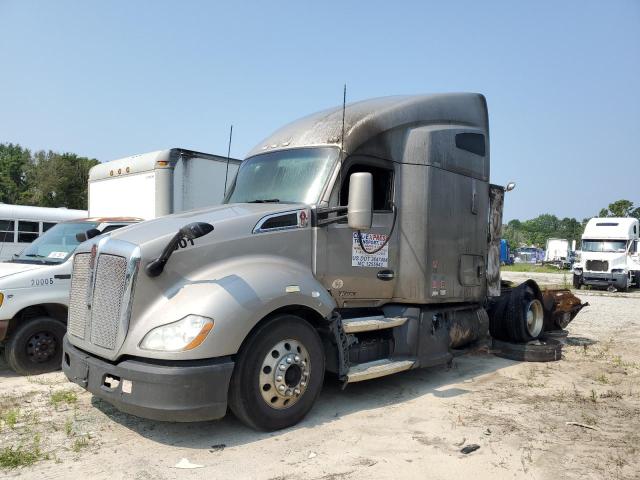 2017 KENWORTH CONSTRUCTI #3305352326