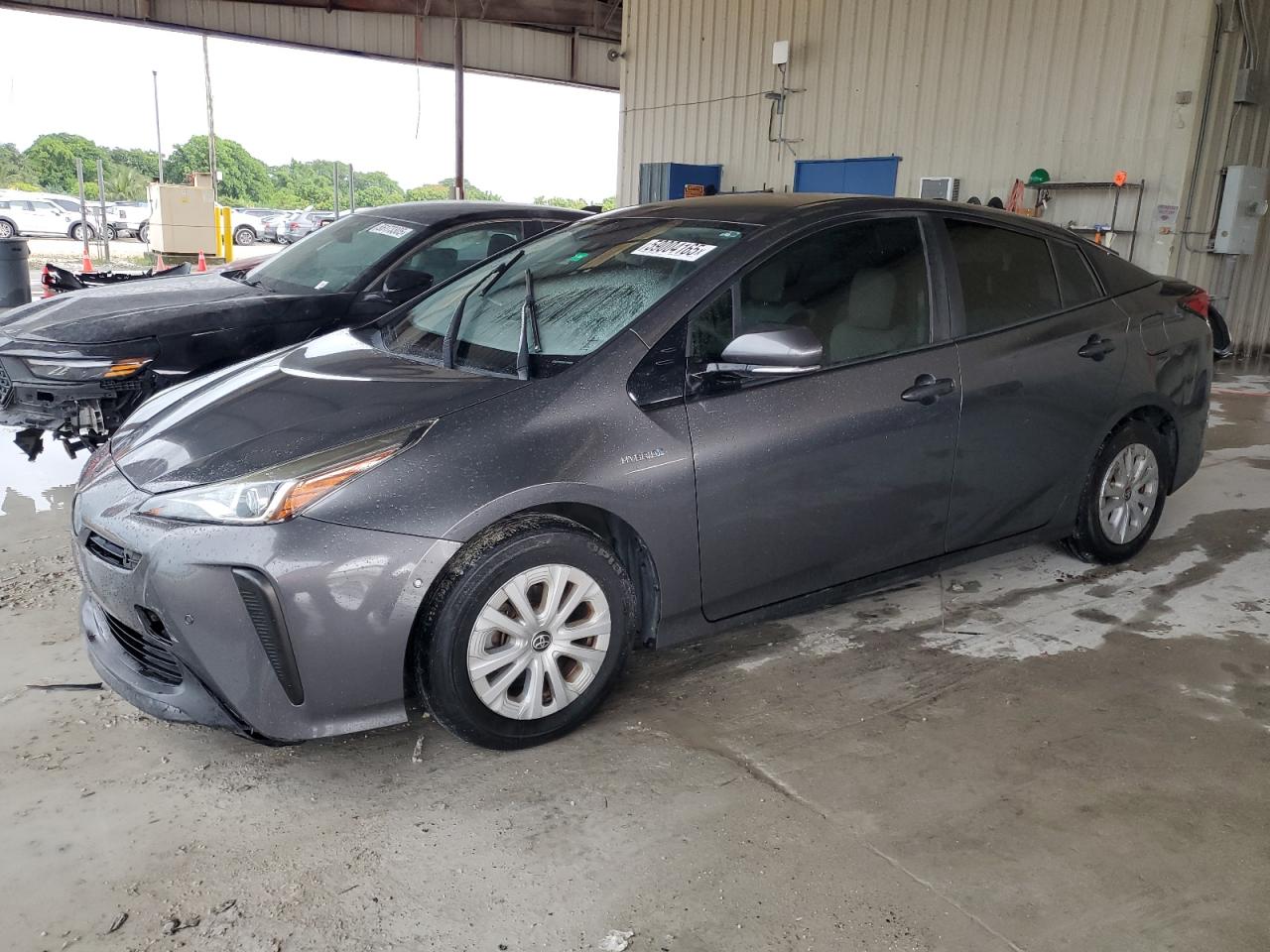 TOYOTA PRIUS L