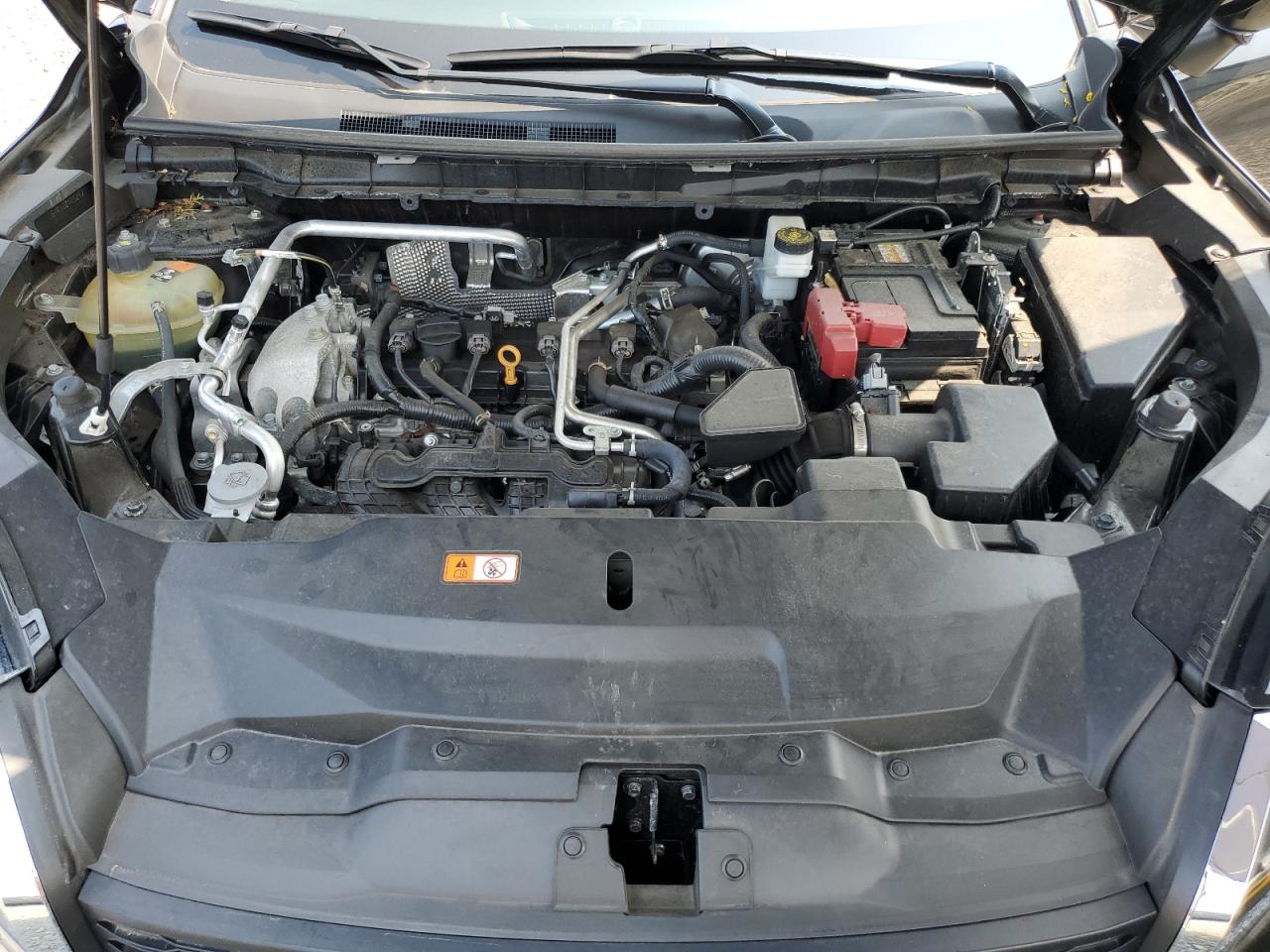 MITSUBISHI OUTLANDER SE