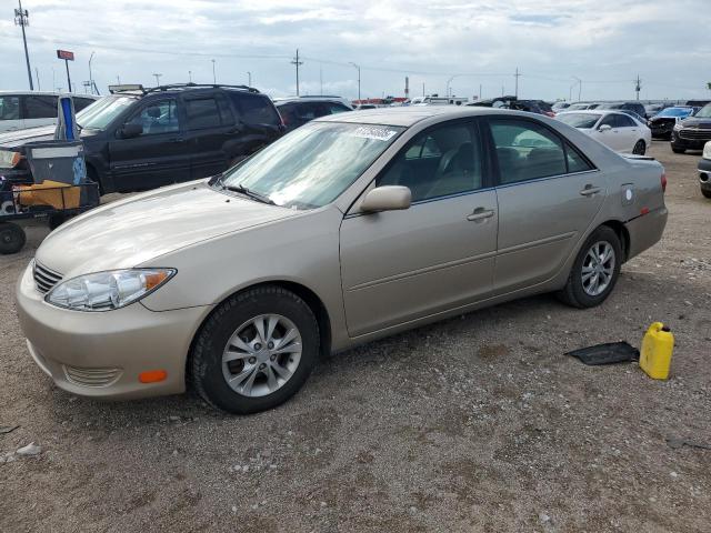 TOYOTA CAMRY LE