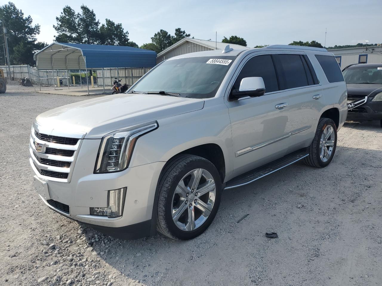 CADILLAC ESCALADE LUXURY
