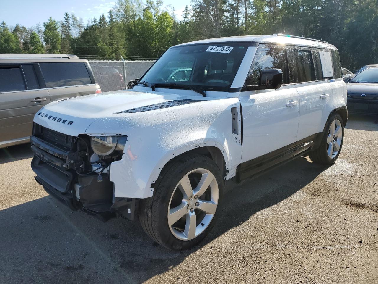 LAND ROVER DEFENDER 110 X-DYNAMIC SE