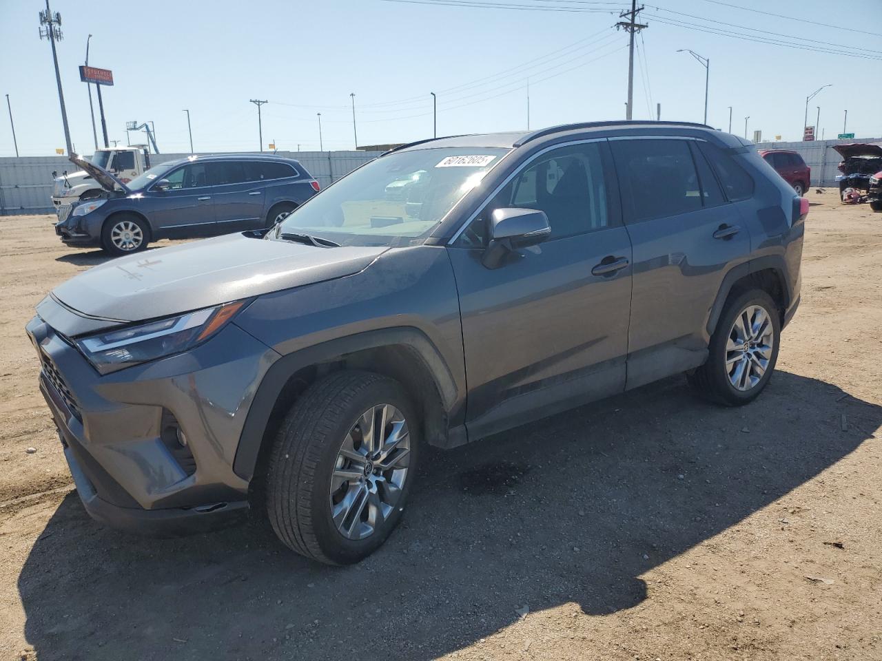 TOYOTA RAV4 XLE PREMIUM