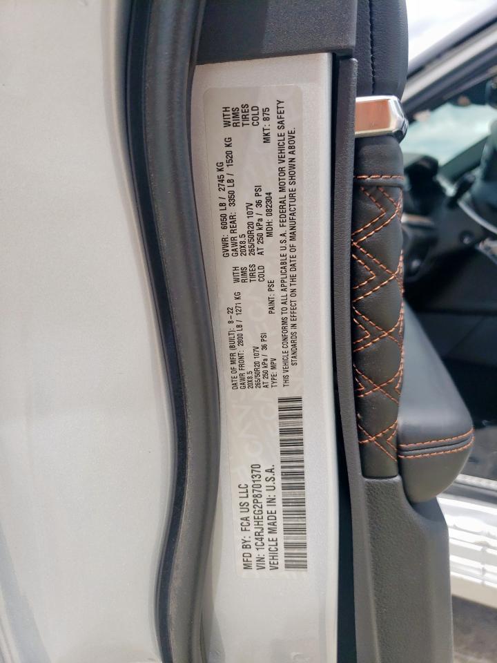 JEEP GRAND CHEROKEE SUMMIT