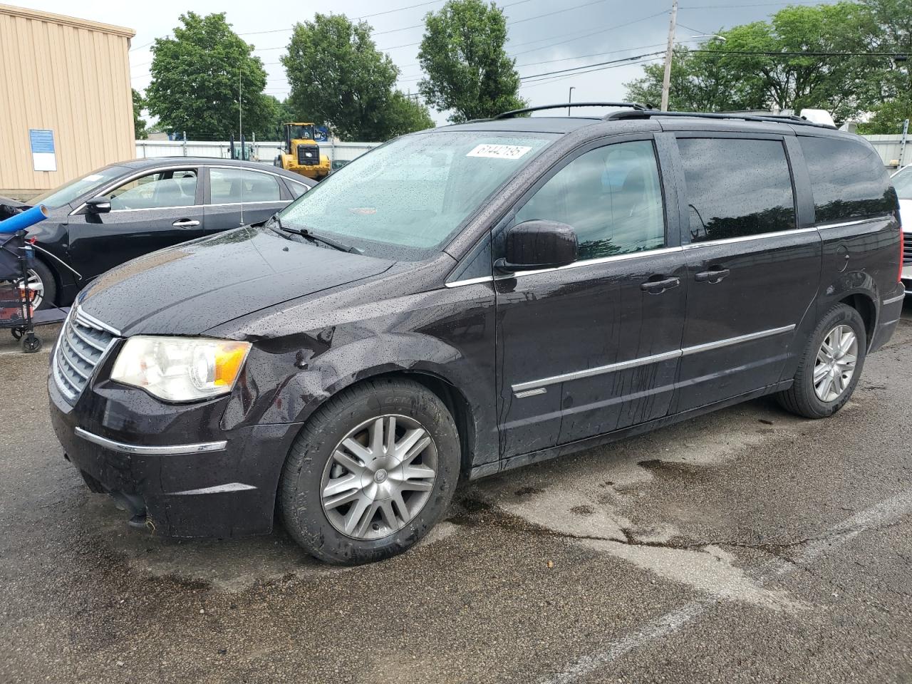 CHRYSLER TOWN & COUNTRY TOURING