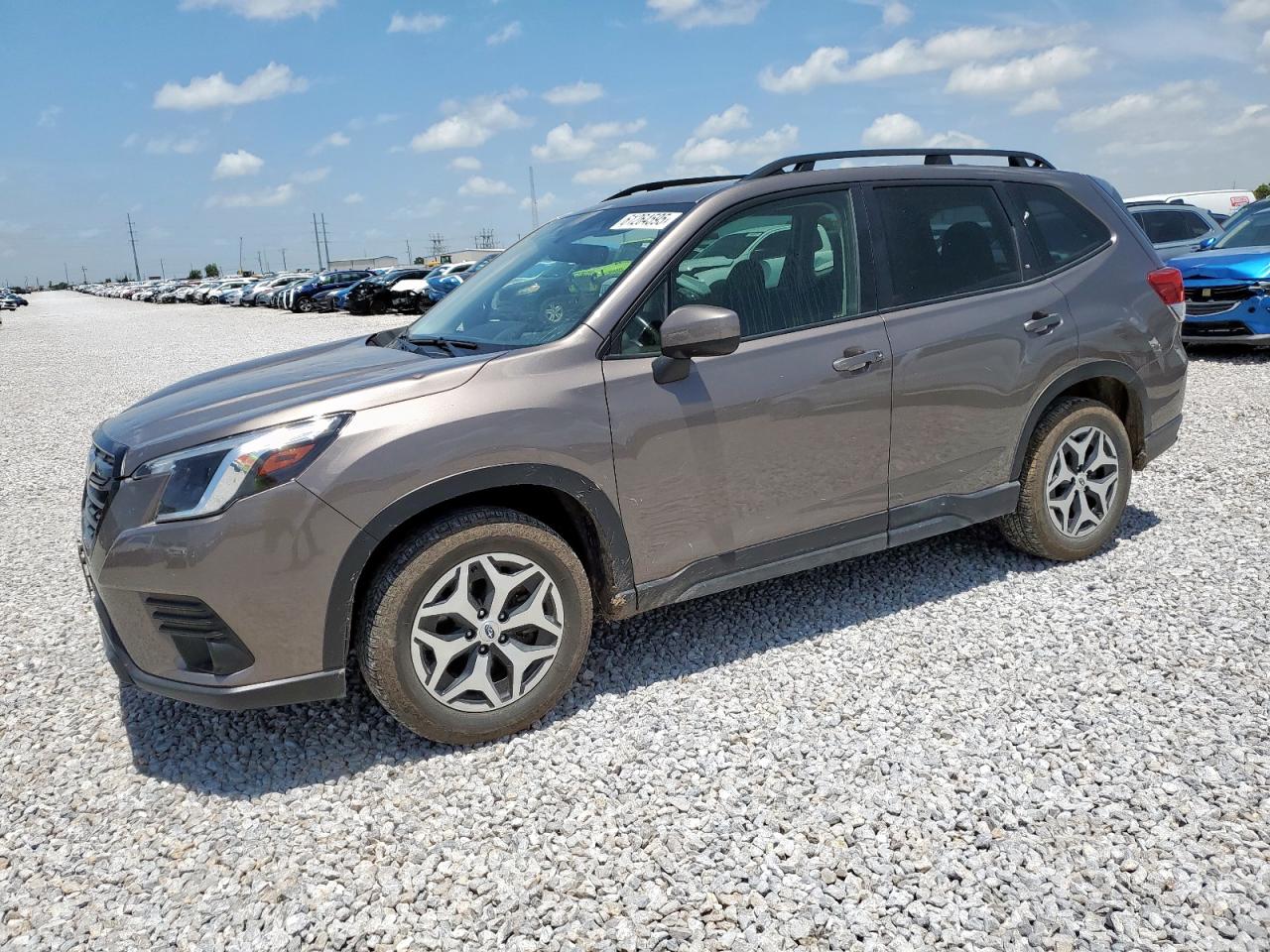 SUBARU FORESTER PREMIUM