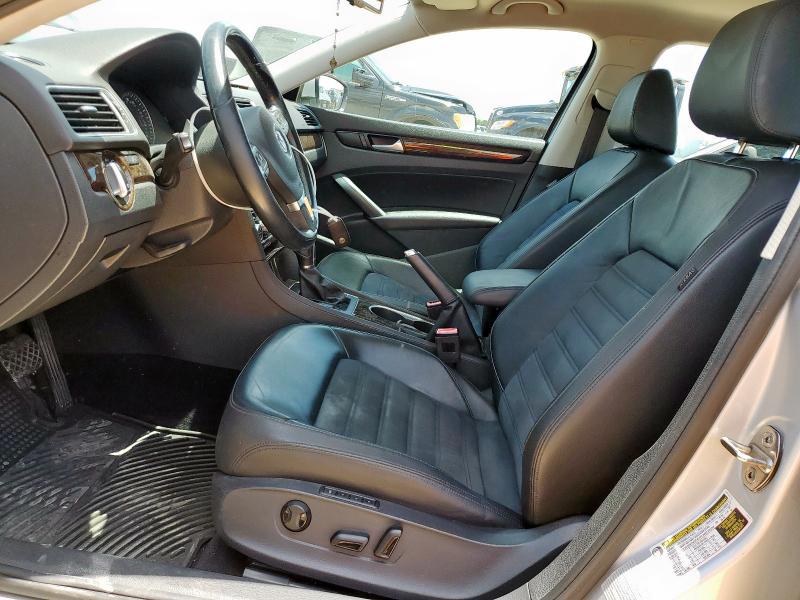 2015 VOLKSWAGEN PASSAT SEL 1VWCV7A37FC053864