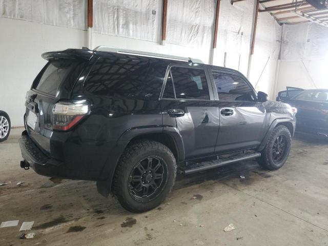 2018 TOYOTA 4RUNNER SR JTEZU5JR0J5186743