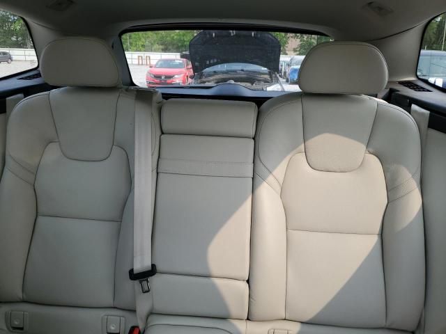 2018 VOLVO XC60 T5 MO YV4102RK3J1028226