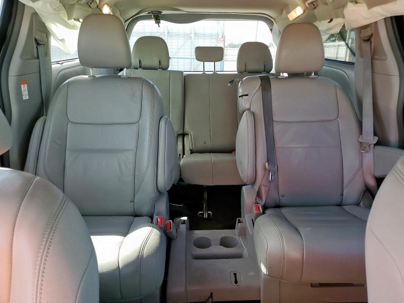 2017 TOYOTA SIENNA XLE 5TDYZ3DCXHS871530