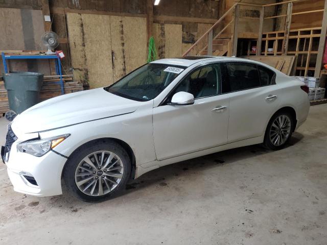 INFINITI Q50 LUXE