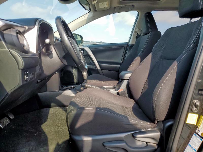 2018 TOYOTA RAV4 HV LE JTMRJREV7JD169035