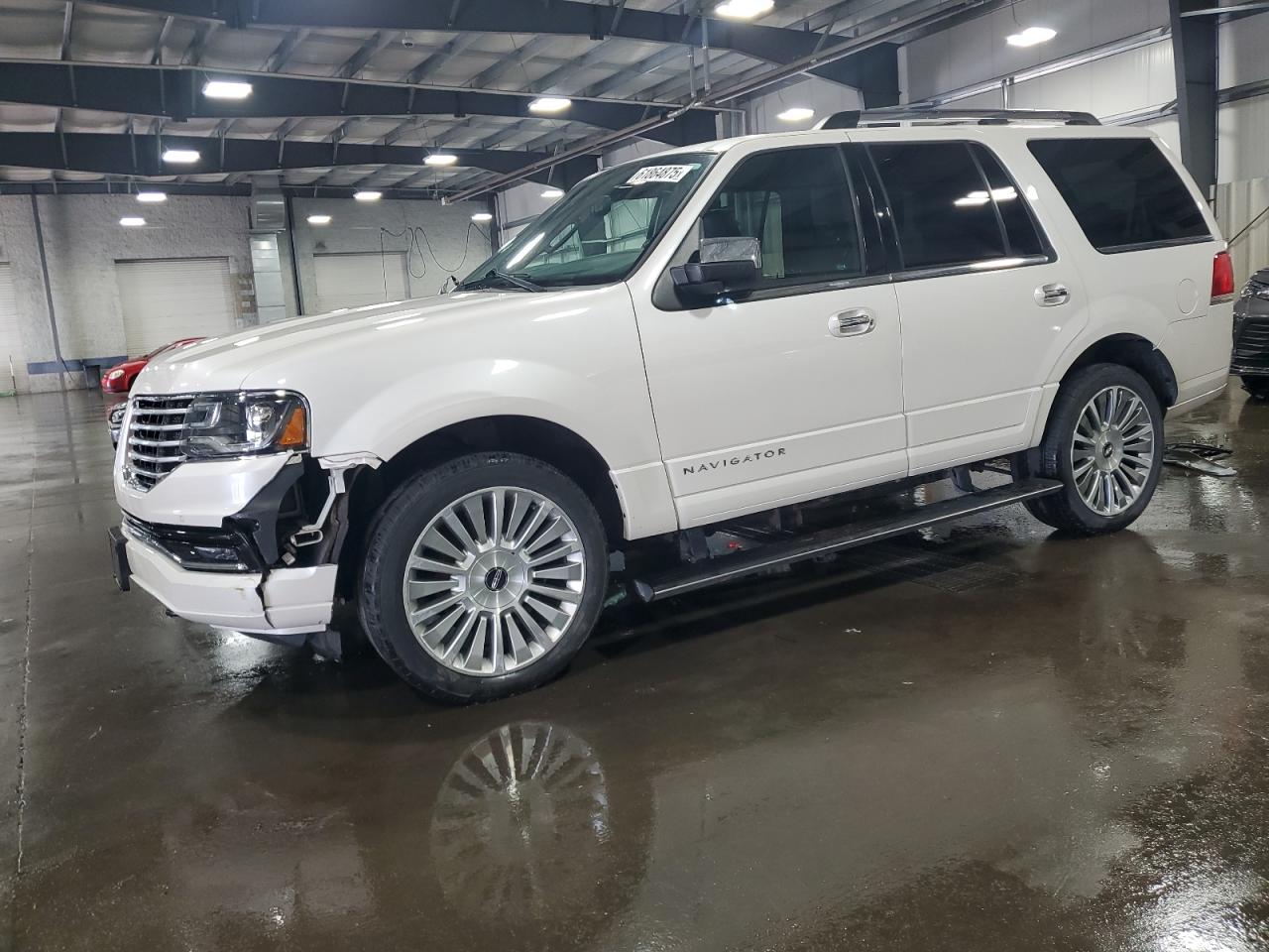 LINCOLN NAVIGATOR RESERVE
