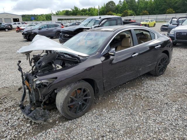 NISSAN MAXIMA S