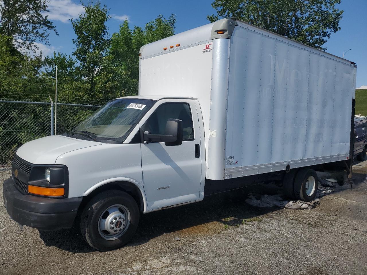 GMC SAVANA CUTAWAY G4500