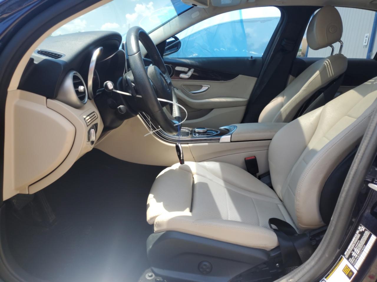 MERCEDES-BENZ C-CLASS 300