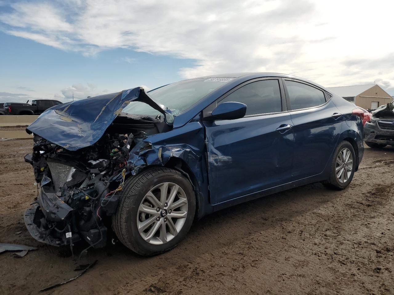 HYUNDAI ELANTRA SE