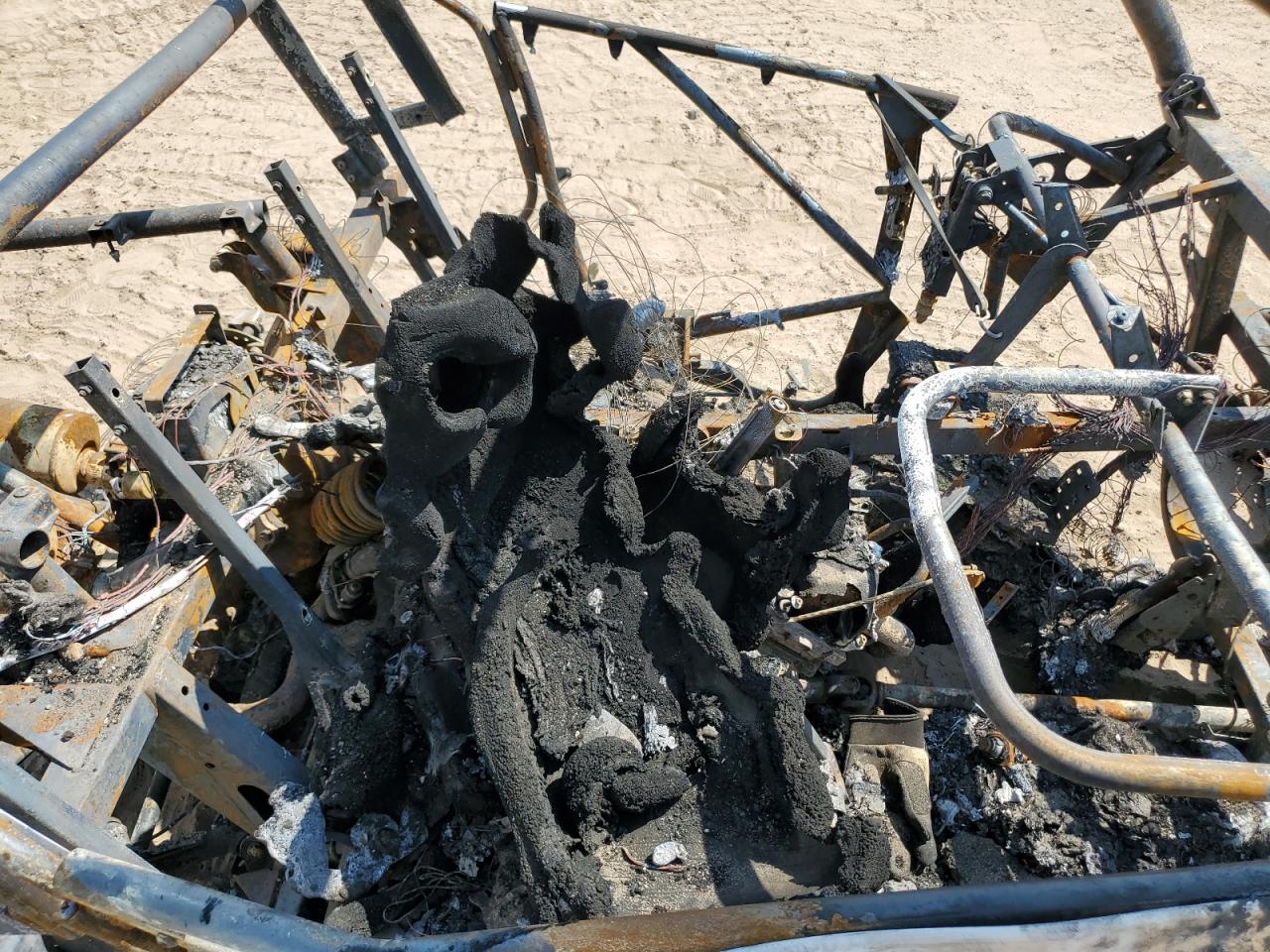 Lot #3191584011 2015 CAN-AM MAVERICK 1