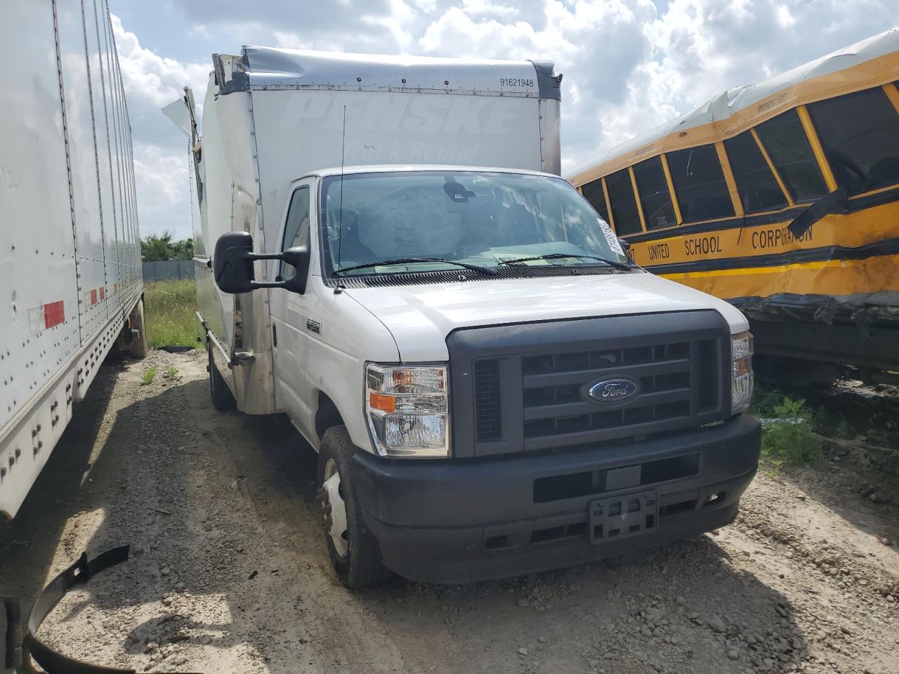 Ford Econoline 2022