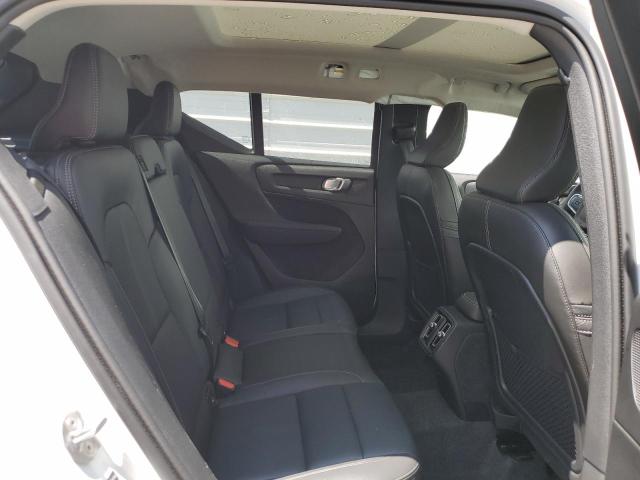 2025 VOLVO XC40 PLUS YV4L12UE8S2505753