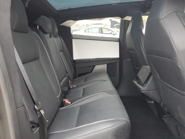 2024 TESLA CYBERTRUCK 7G2CEHEE0RA017195