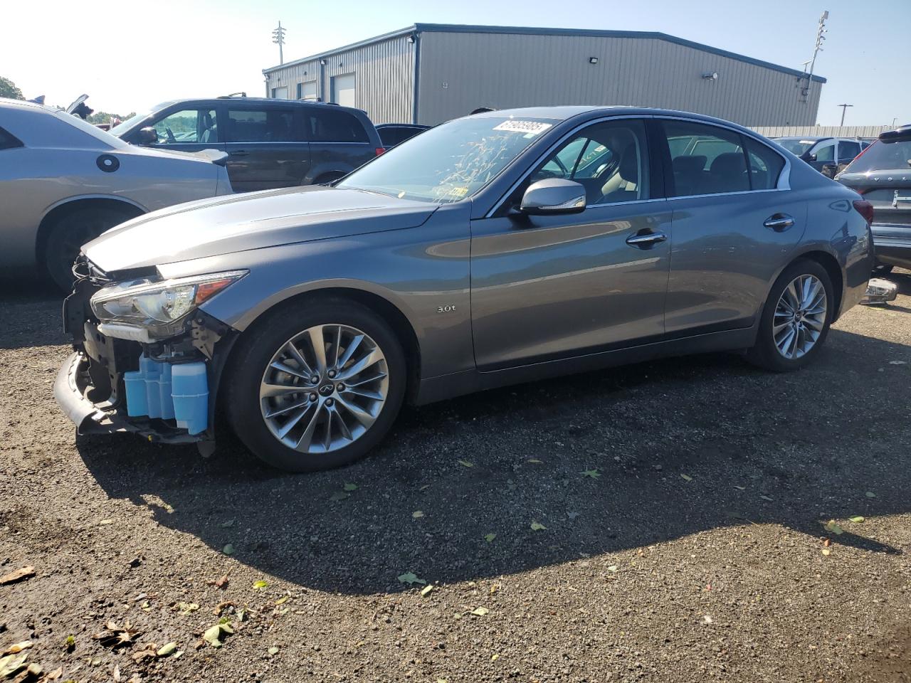 INFINITI Q50 LUXE