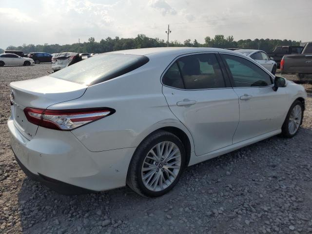 2018 TOYOTA CAMRY L - 4T1B11HK4JU649078