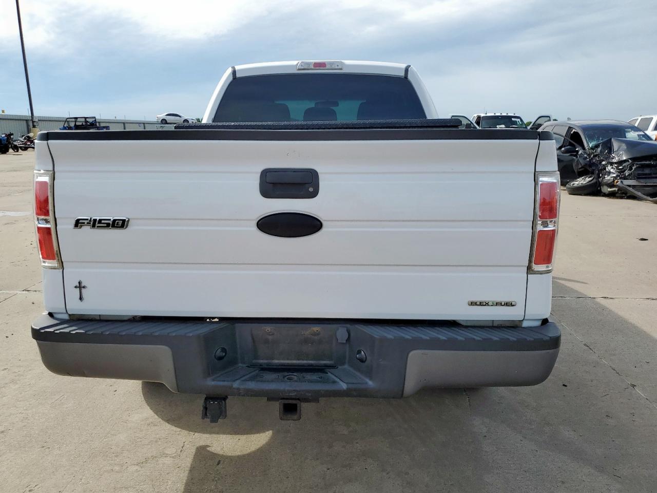 FORD F-150 SUPER CAB