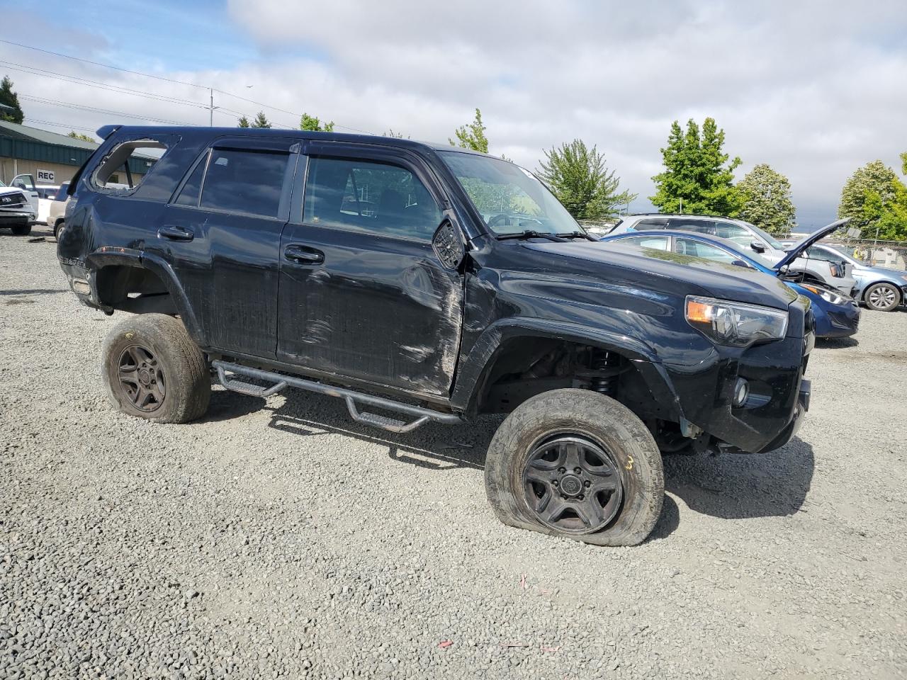 TOYOTA 4RUNNER SR5