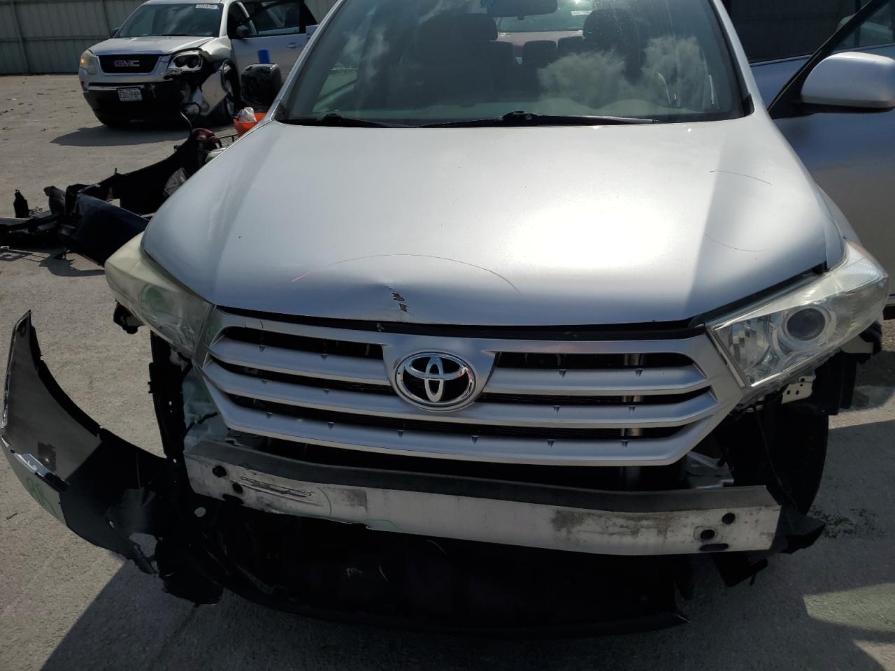 Toyota Highlander 2011