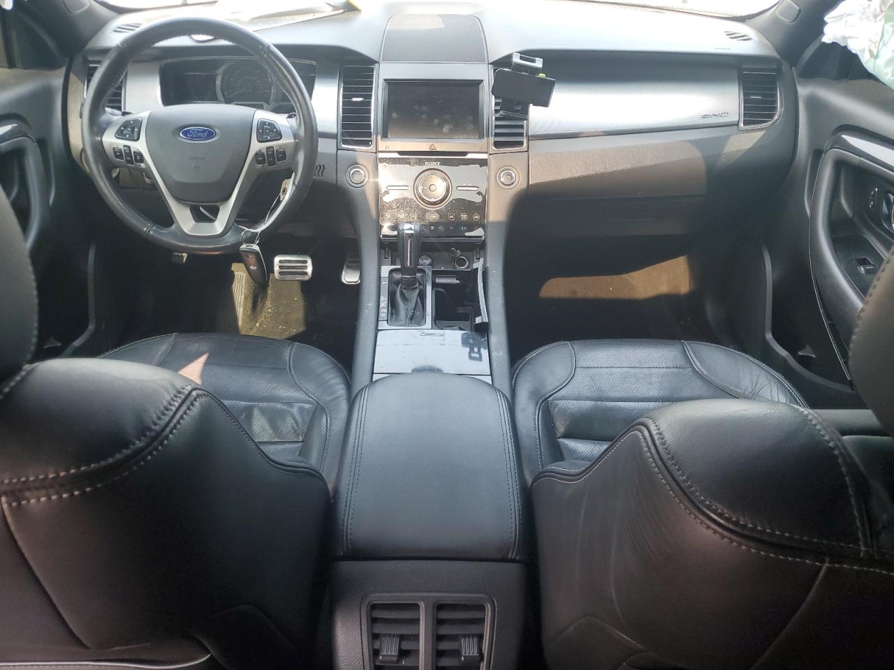 Ford Taurus 2015
