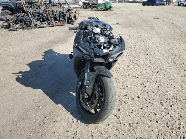 YAMAHA YZFR1 2020 black  gas JYARN66E9LA000572 photo #3