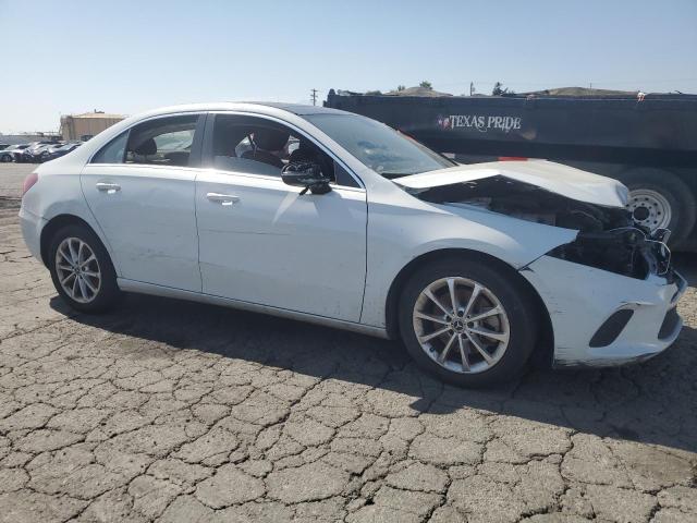 Vin: w1k3g4eb6lw043095, lot: 61063645, mercedes-benz a-class 220 20204