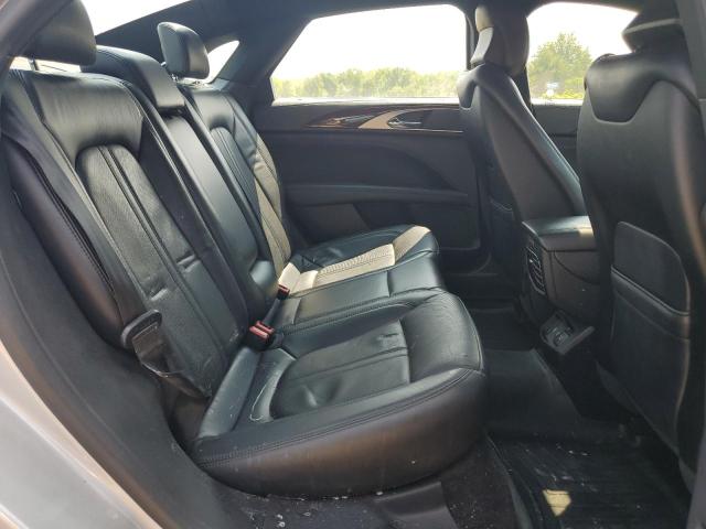 2017 LINCOLN MKZ RESERV 3LN6L5F90HR663175