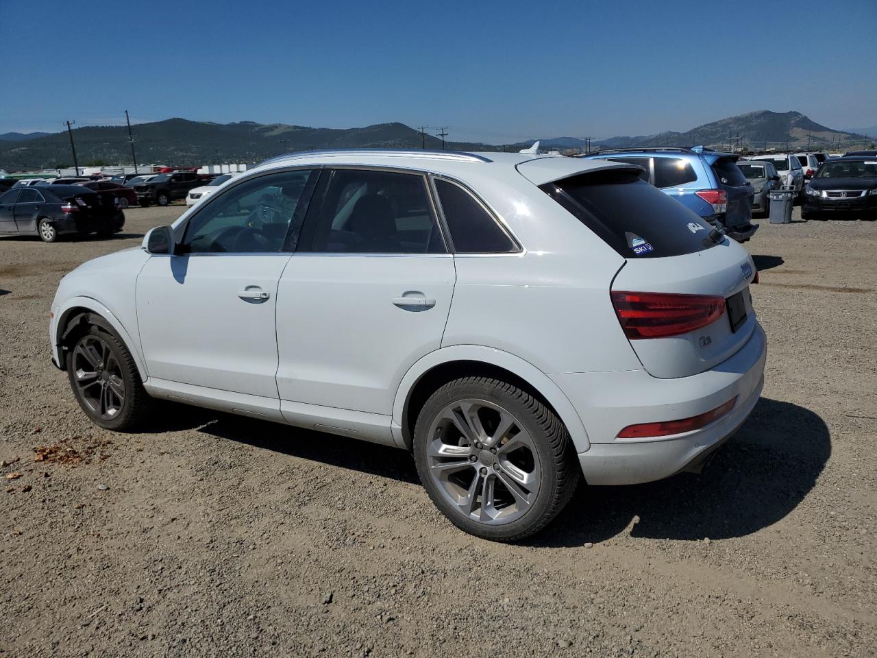 AUDI Q3 PREMIUM PLUS