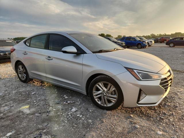 2019 HYUNDAI ELANTRA SEL 5NPD84LF1KH408224