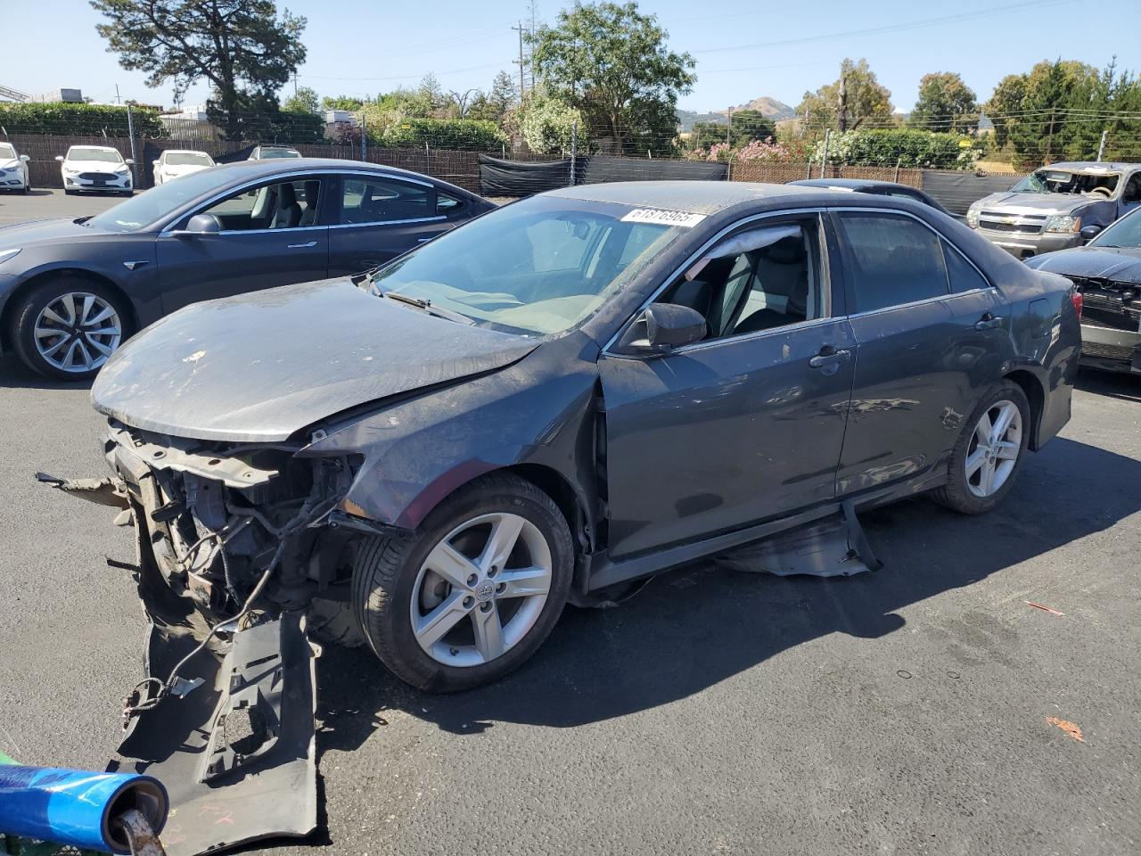 TOYOTA CAMRY BASE