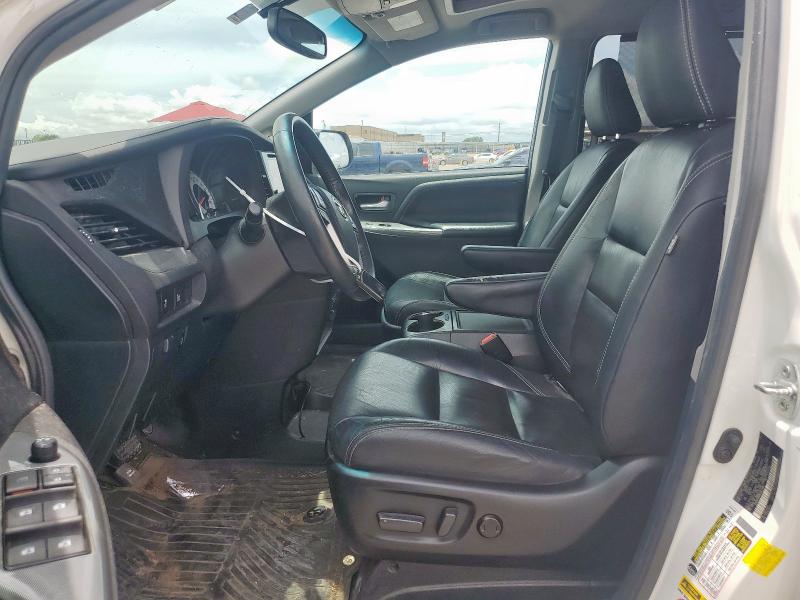 2017 TOYOTA SIENNA SE 5TDXZ3DC9HS821990