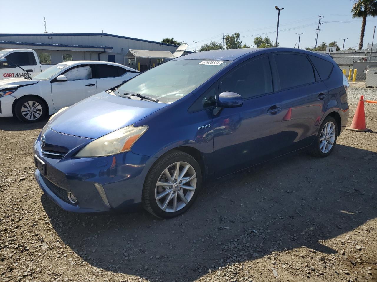 TOYOTA PRIUS V