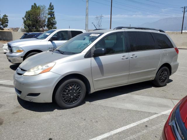 TOYOTA SIENNA CE