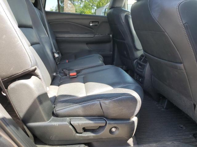 2018 HONDA PILOT TOUR 5FNYF6H98JB008115
