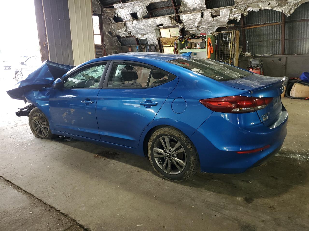 HYUNDAI ELANTRA SE