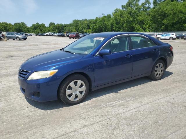 TOYOTA CAMRY BASE