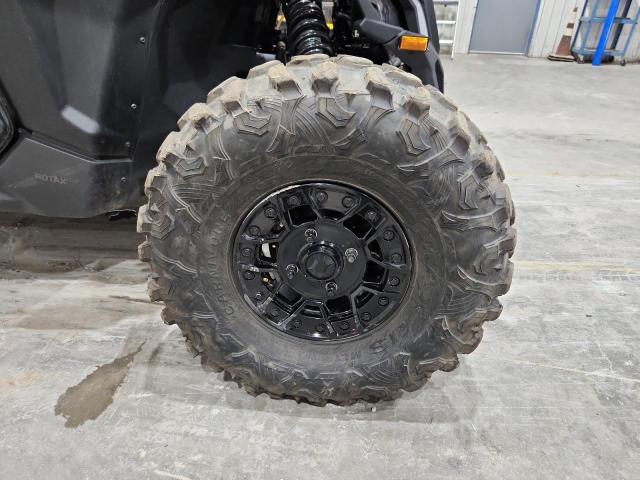 2024 CAN-AM MAVERICK X 3JBVNAV48RE000909