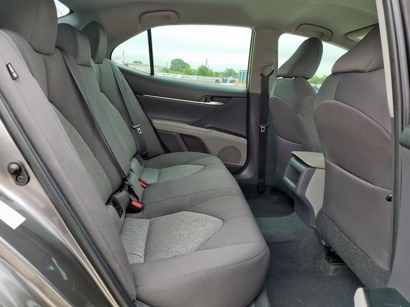 2018 TOYOTA CAMRY L 4T1B11HK5JU084498
