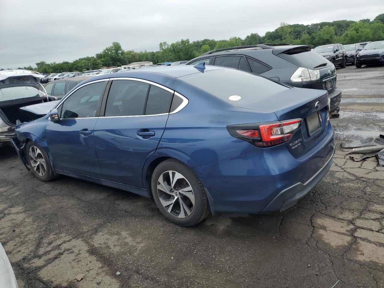 SUBARU LEGACY PREMIUM