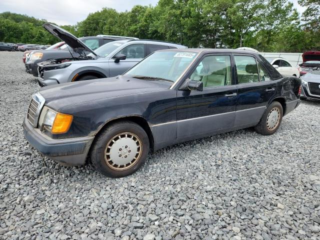 MERCEDES-BENZ 300 E