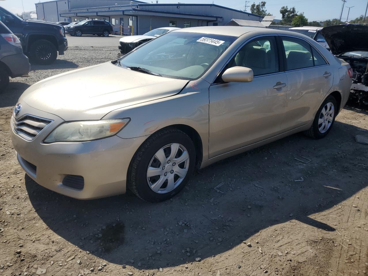 TOYOTA CAMRY BASE